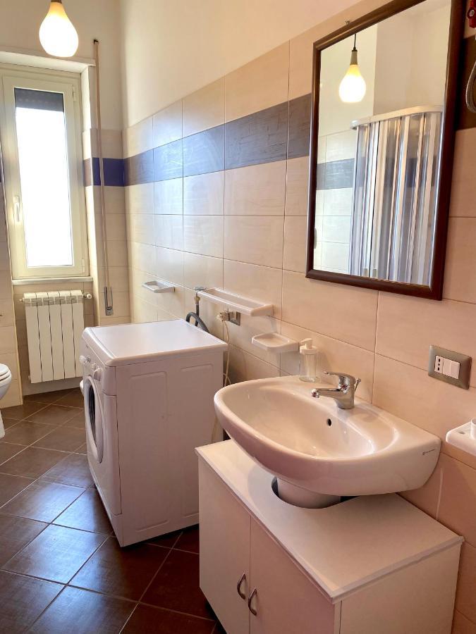 Scauri Attico Panoramico Apartment Minturno Luaran gambar